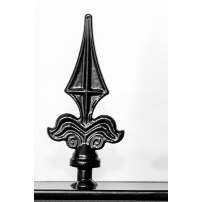 C1-metal-finial