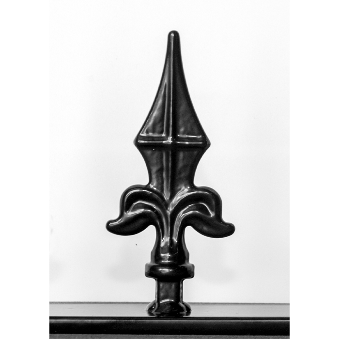 C2-metal-finial