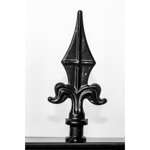 C3-metal-finial