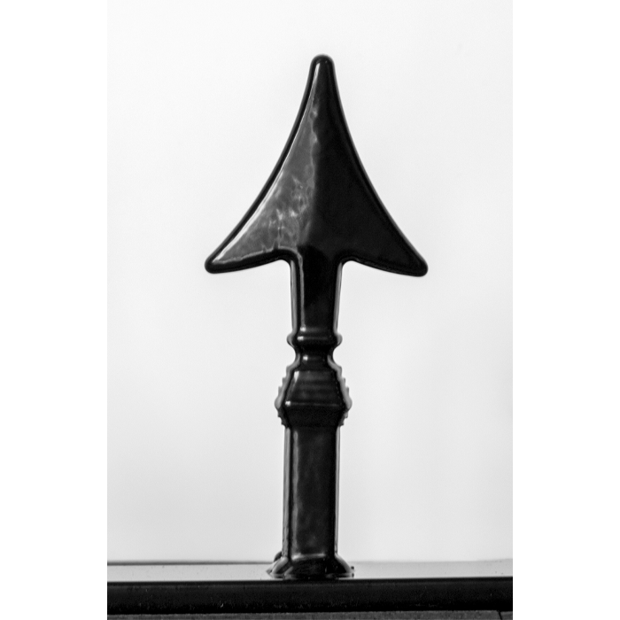 D3-metal-finial