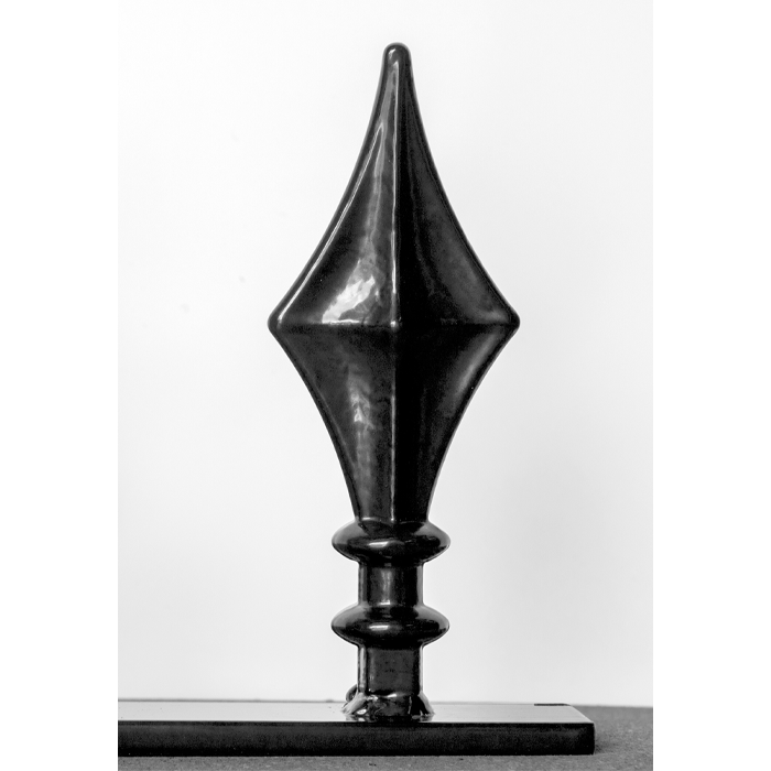 D5-metal-finial